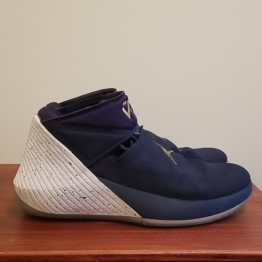 Nike Jordan Why Not Zer0.1 Sz 11